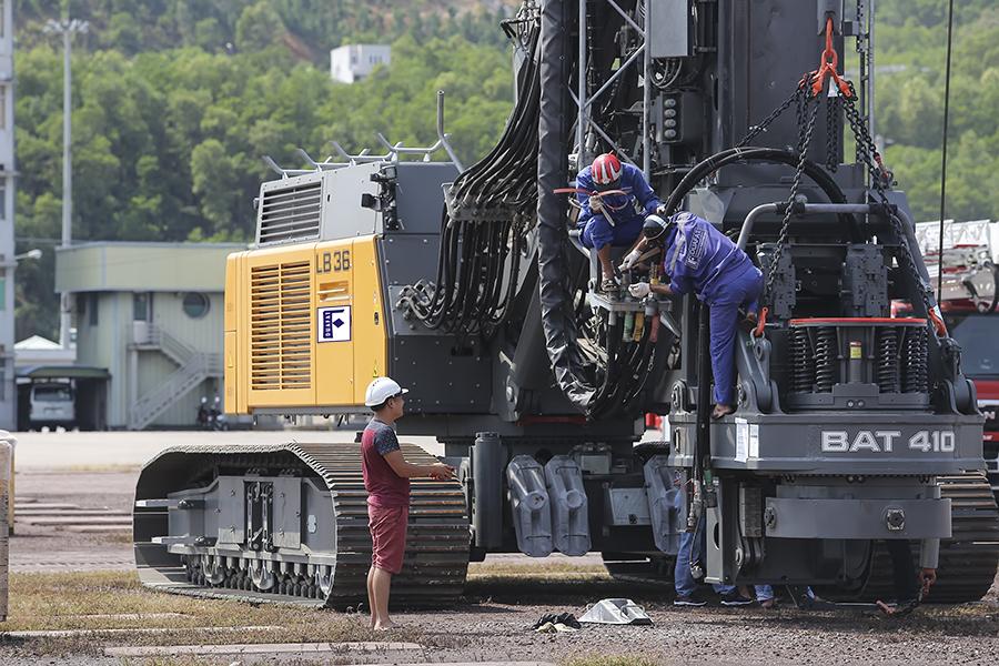 LIEBHERR LB36